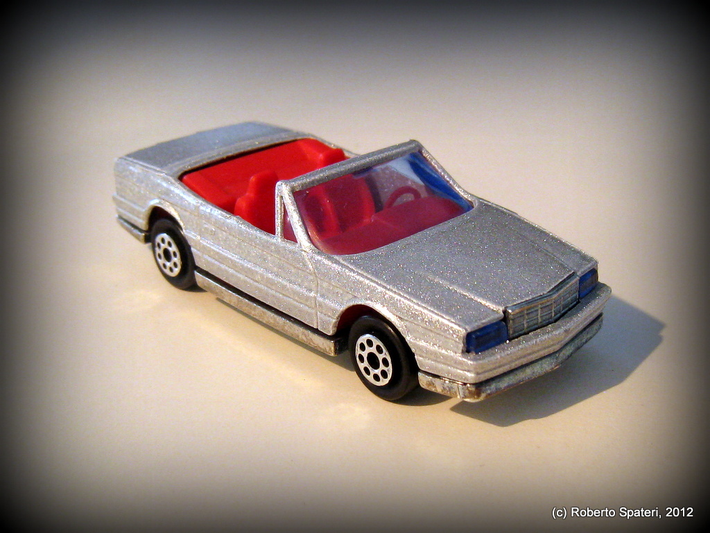 Majorette Cadillac Allante (n.253)
